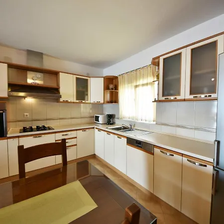 Branimir Appartement Maslenica