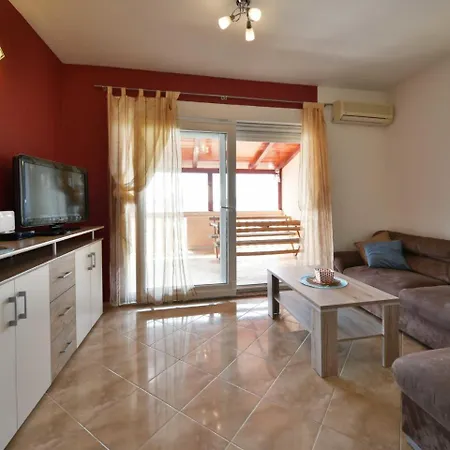 Branimir Appartement *